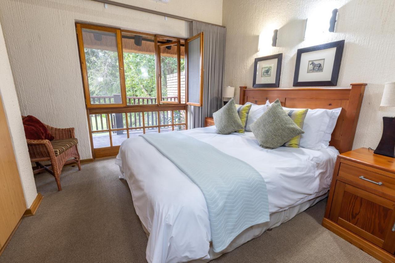 Legend Safaris 257A - In Kruger Park Lodge Hazyview Exteriör bild